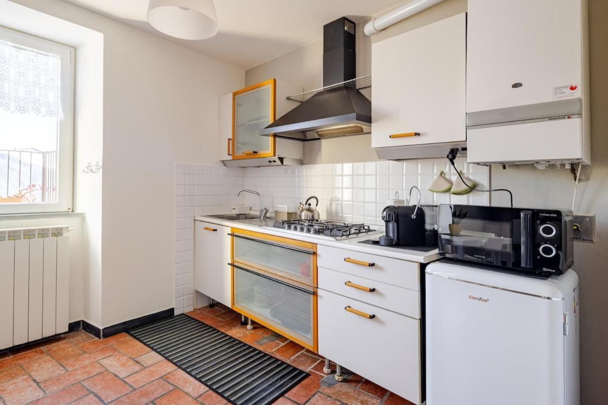 Quiet And Cozy Home With Wi-Fi Casa Prearino เวอนาซซา ภายนอก รูปภาพ